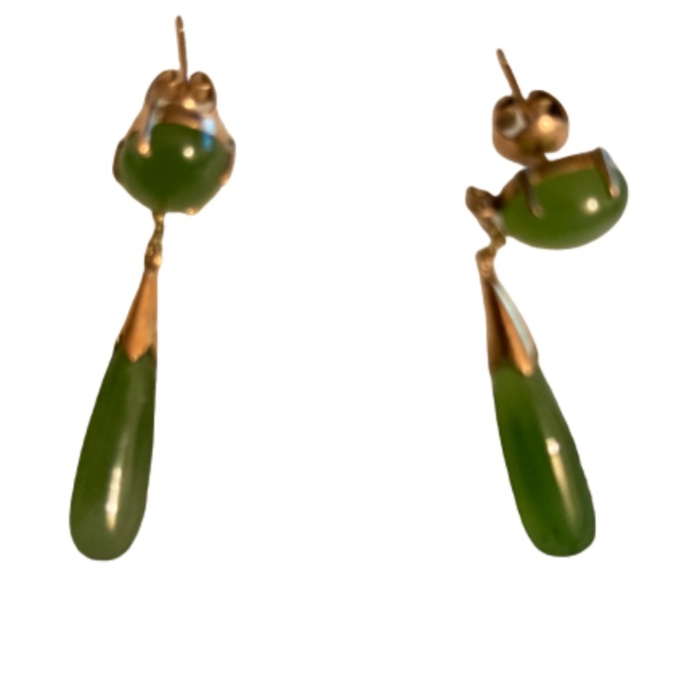 14kt jade teardrop earrings
